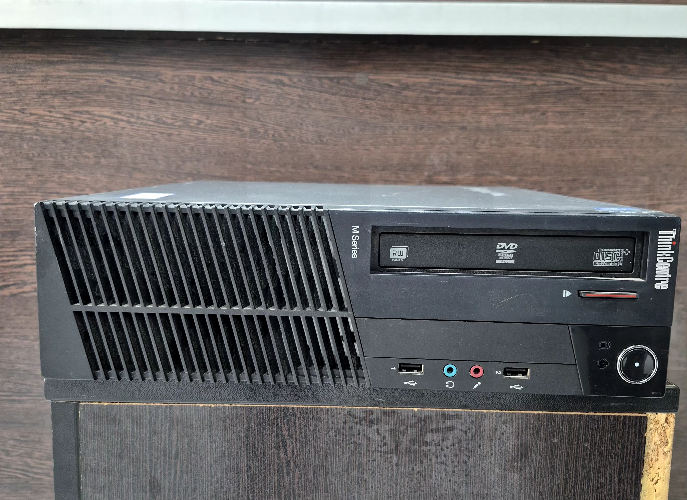 مینی کیس استوک لنوو  مدل ThinkCenter M92p Core i5 4470